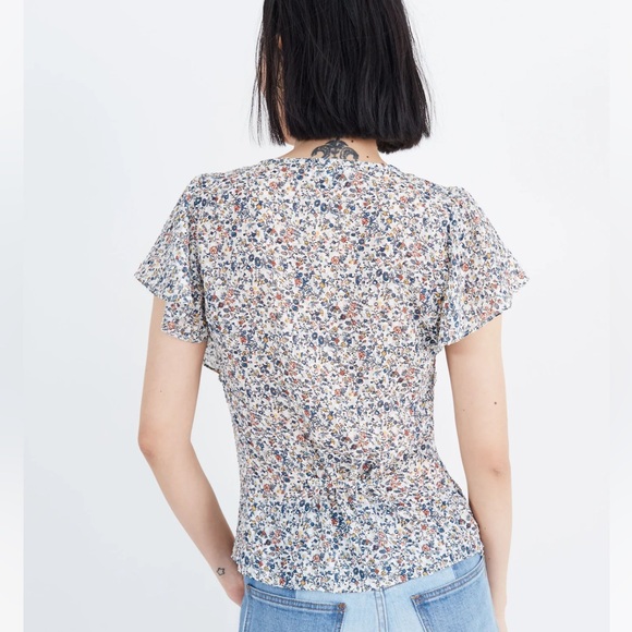 Madewell Carmelina Flutter-Sleeve Top in Blossoming Vines, Size P0 - Picture 3 of 11